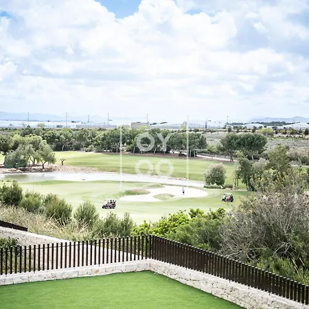 Classy Golf Retreat - By Oyoostays 皮拉尔－德拉奥拉达达
